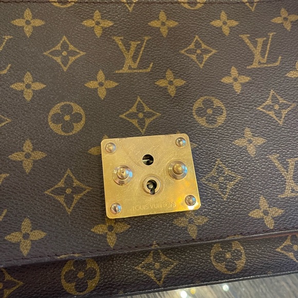 ✨Authentic Monceau Louis Vuitton Bag✨ - Picture 11 of 16